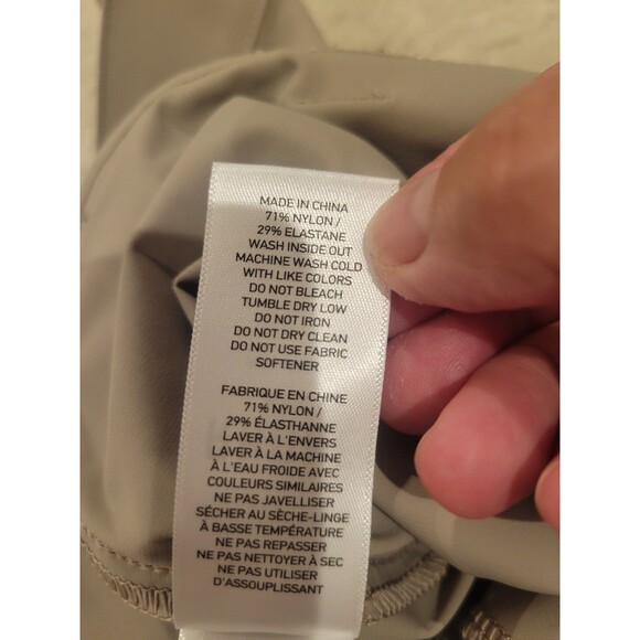 NWT Rhone 8” Resort Shorts Men's Size 35 UPF 50+ Quick Drying Sandalo MSRP $98 - Picture 10 of 11